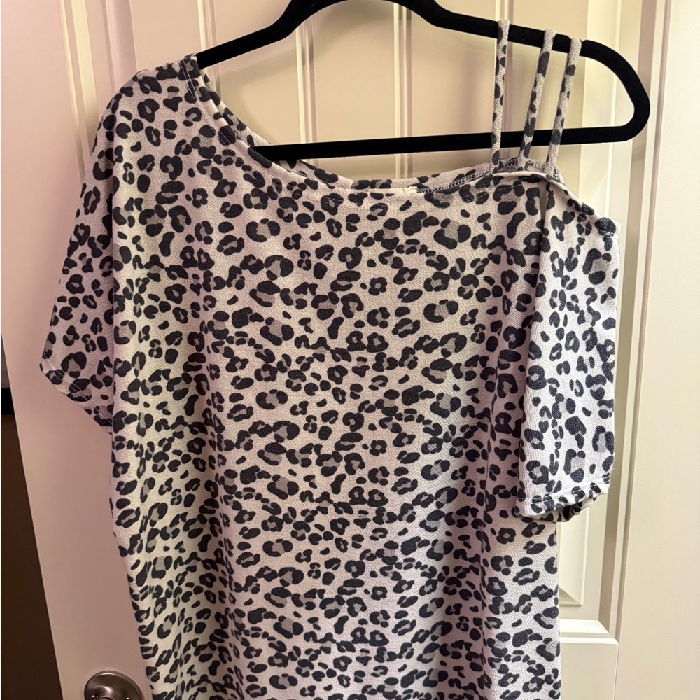 BiBi Brown Asymmetrical Short Sleeve Tee